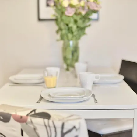 Tyzenhauz Classic Apartment
