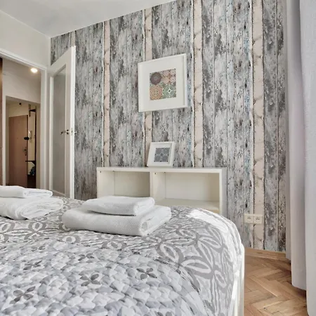Apartment Tyzenhauz Classic